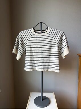 100% Cashmere Lilla P Cream & Navy Striped Short Sleeve Knit Top